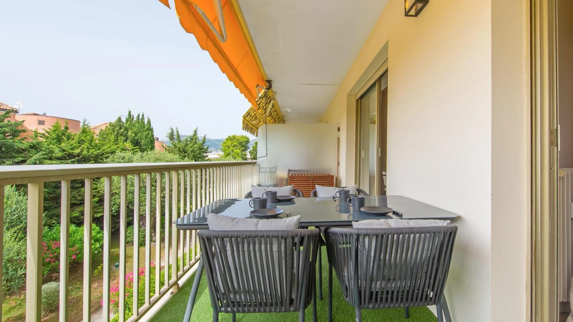 L'Oree Du Cap-Somptueux 2 Pieces- Garage- Terrasse 로퀴에브륀캡마르탱 0*,  프랑스