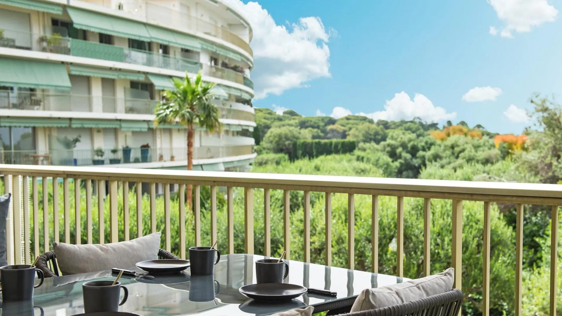 L'Oree Du Cap-Somptueux 2 Pieces- Garage- Terrasse 로퀴에브륀캡마르탱 0*,  프랑스